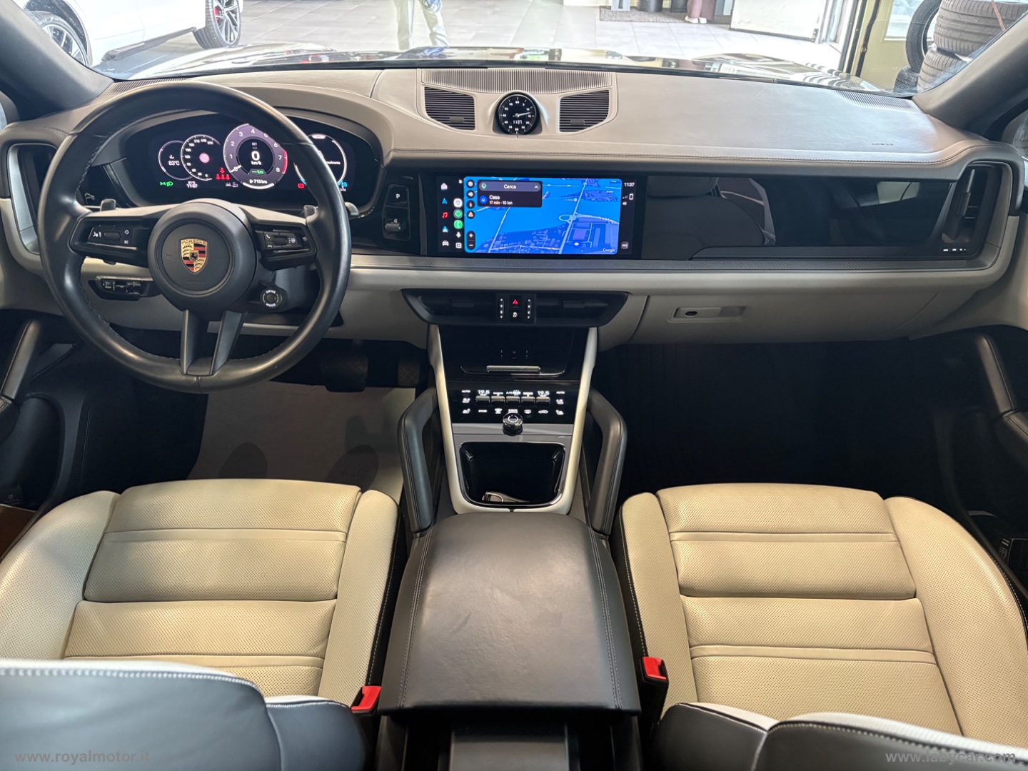Cayenne Coup? 3.0 V6 E-Hybrid - immagine 20