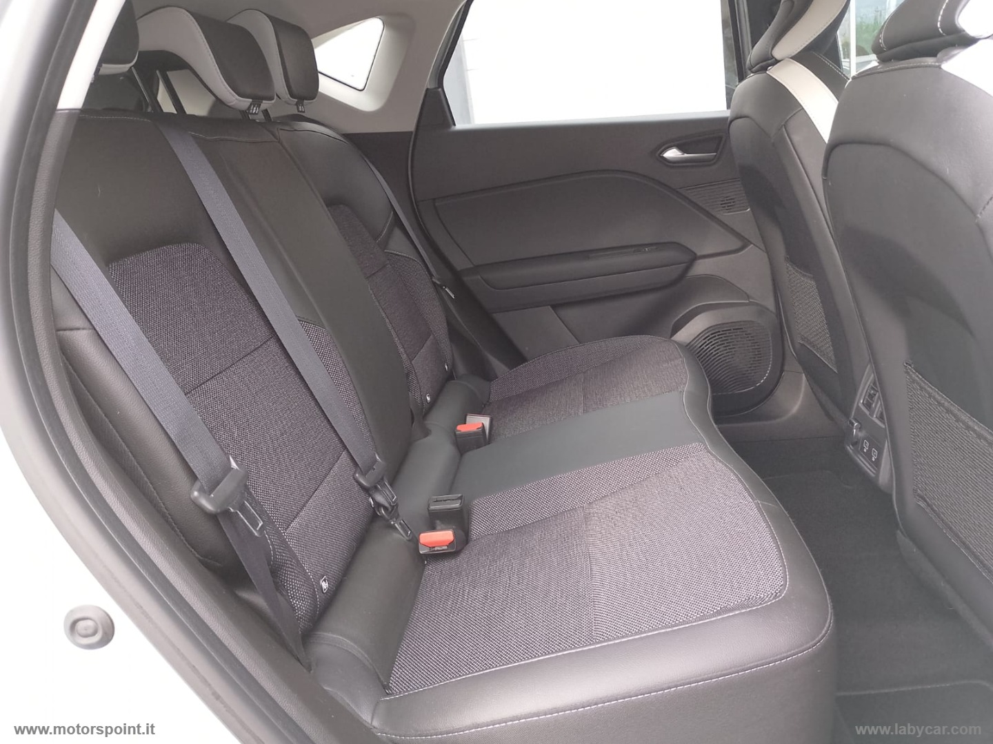 Captur TCe 100 CV GPL Techno SOLO 29.000 KM! - immagine 20
