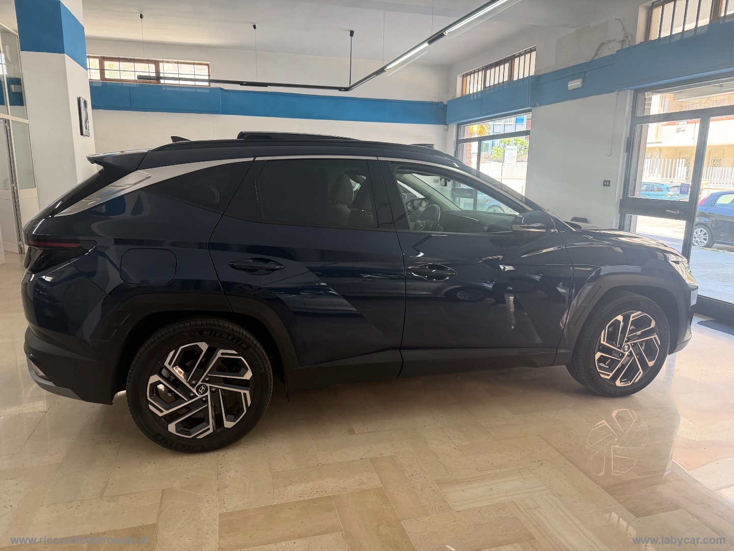 Tucson 1.6 PHEV 4WD aut. Exellence-TETTO APRIBILE-GAR.5 ANNI - immagine 20