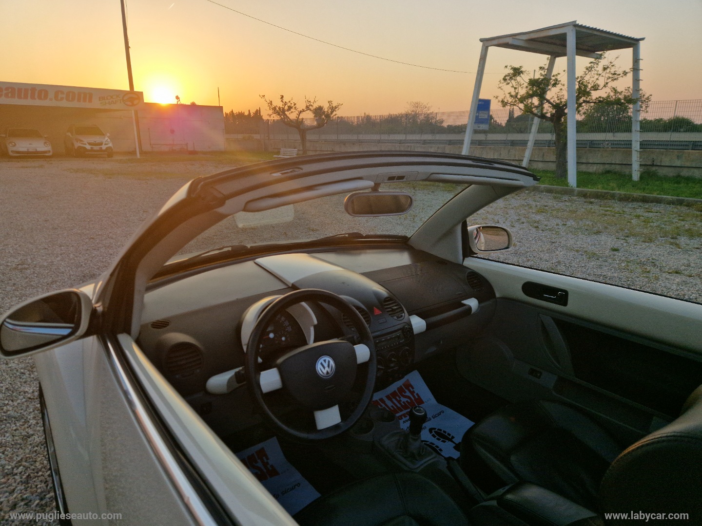 New Beetle 1.6 Cabrio MOTORE NUOVO - immagine 20