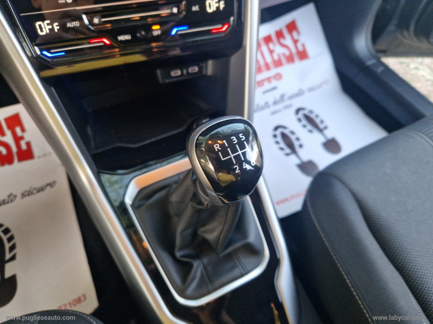T-Roc 2.0 TDI SCR Style - immagine 20