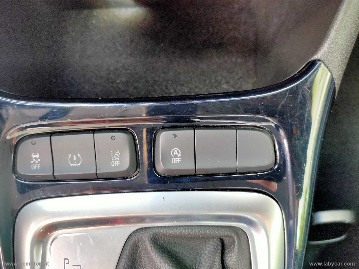 Opel Crossland Crossland 1.2 T. 12V 130CV aut.S&S Eleg. - Immagine 20