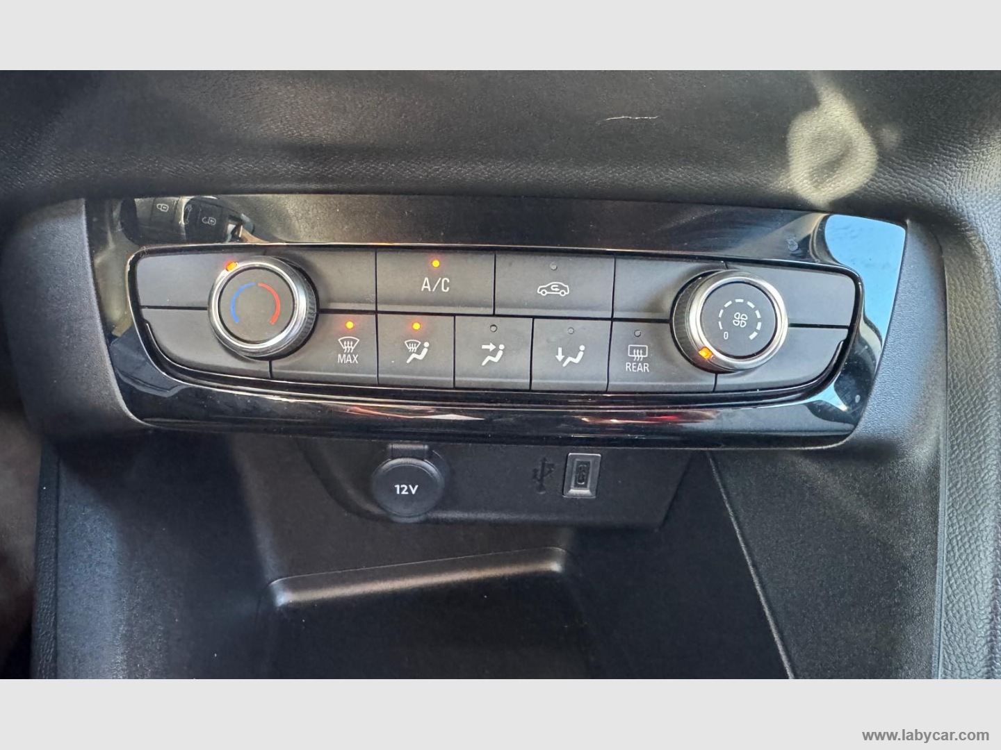 Corsa 1.2 100 CV Edition - immagine 20