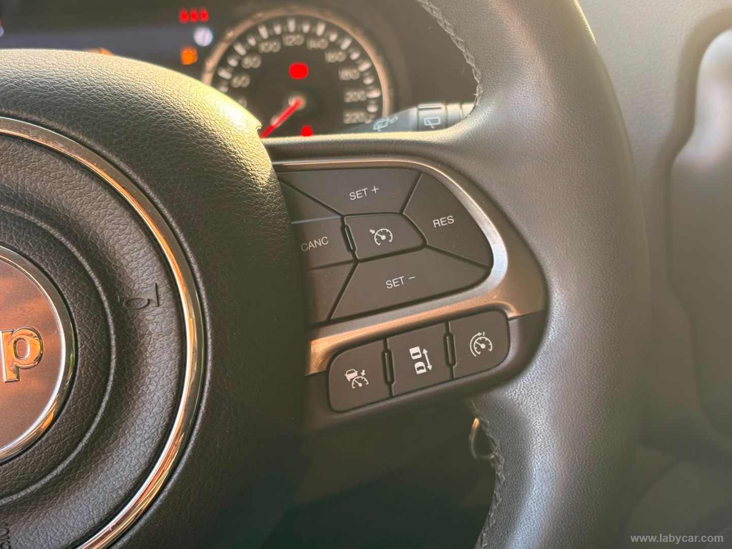 Jeep Renegade 1.6 Mjt 130CV Limited - Immagine 20