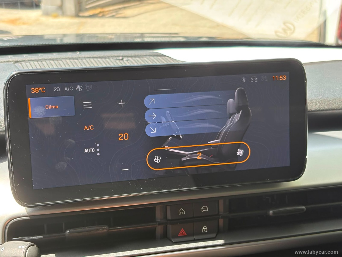 Jeep Avenger 1.2 Turbo Summit - Immagine 20