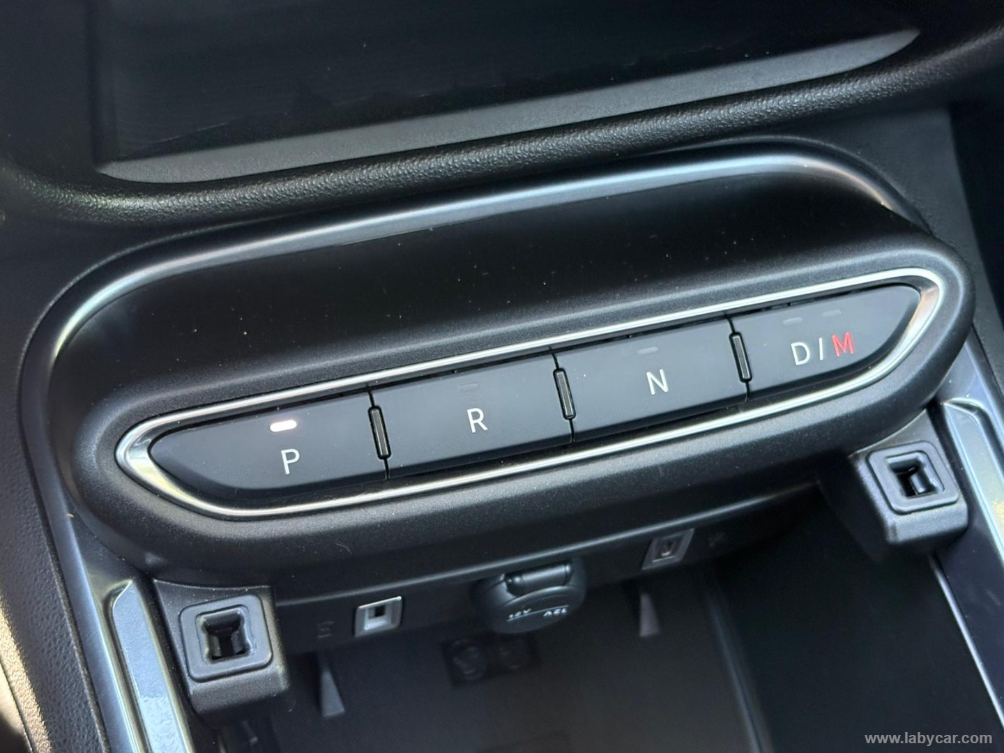 Fiat 600 Hybrid 145 CV DCT MHEV Icon - Immagine 20