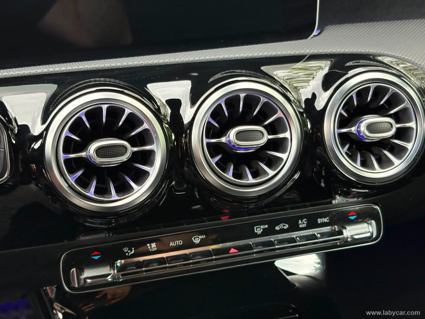 A 200 d Automatic Premium - immagine 20