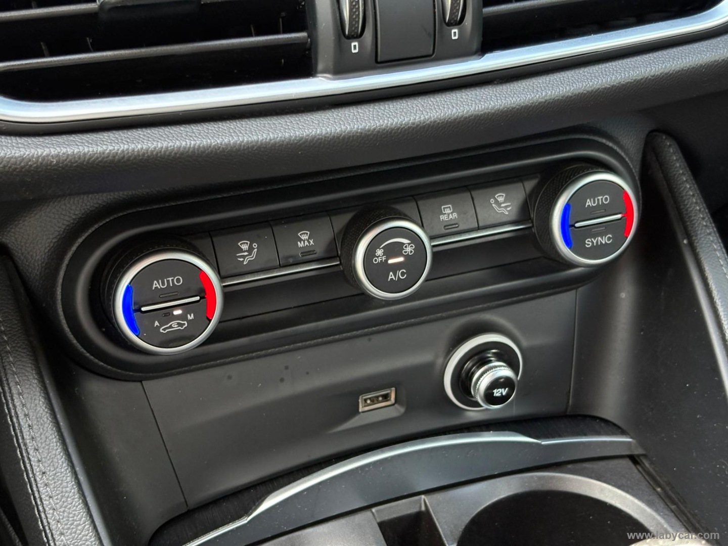 Alfa Romeo Stelvio 2.2 T.diesel 210CV AT8 Q4 Sprint - Immagine 20