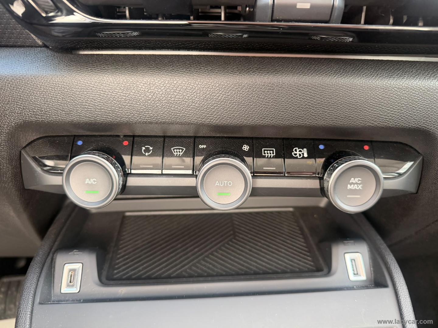 Citroën C4 Hybrid 110 e-DCS6 You - Immagine 20