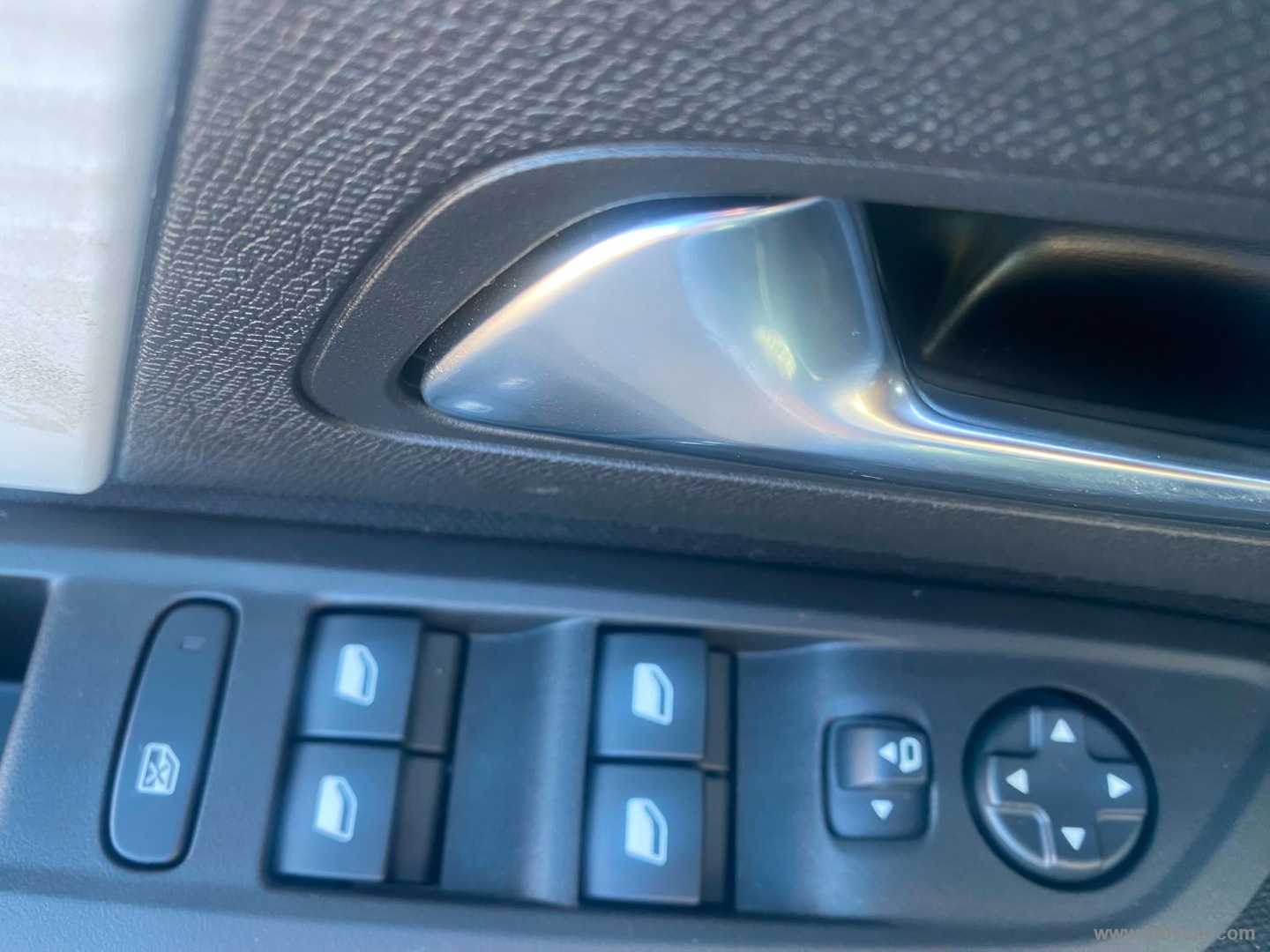 Citroën C4 Hybrid 145 e-DCS6 Plus - Immagine 20