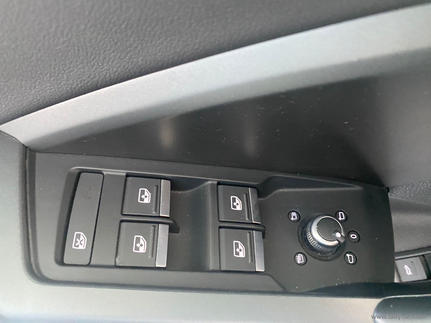Audi Q3 SPB 35 TDI quattro S tr. S line ed. - Immagine 20