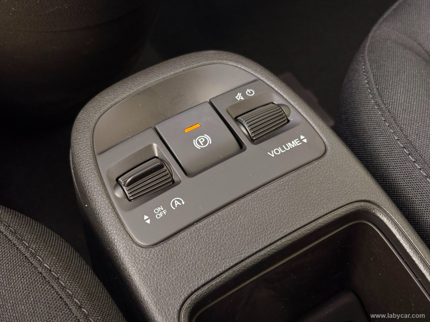 Fiat 500 Berlina Hybrid Icon - Immagine 20