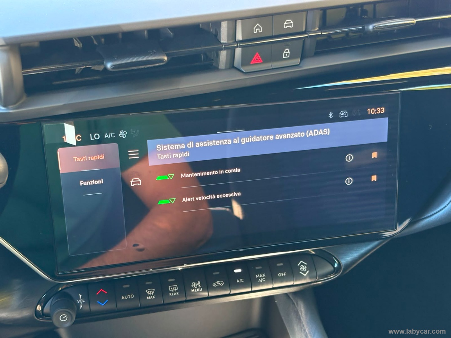 Alfa Romeo Junior 1.2 145 CV Hybrid eDCT6 - Immagine 20