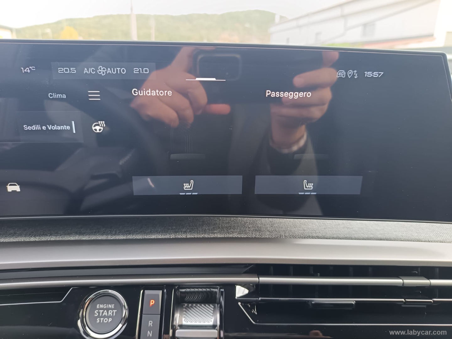 Peugeot 3008 Hybrid 145 e-DCS6 GT - Immagine 20