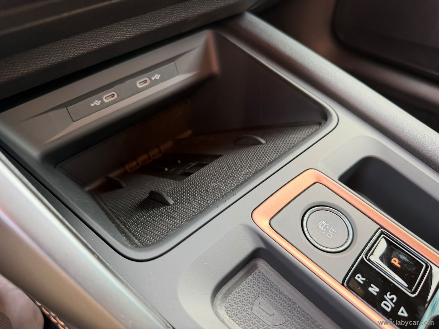 CUPRA Formentor 1.5 e-Hybrid DSG Business - Immagine 20