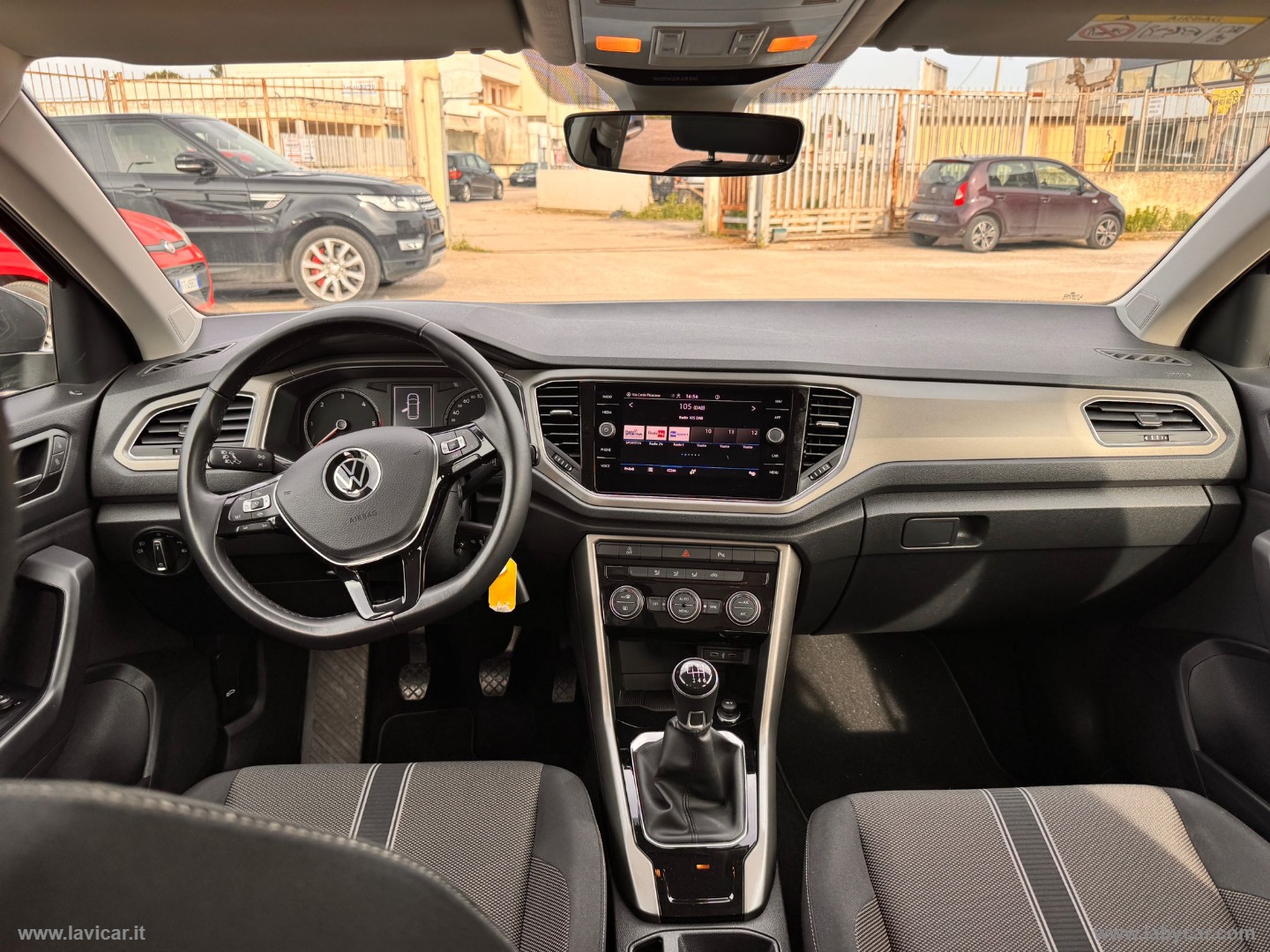 T-Roc 2.0 TDI SCR Style - immagine 20