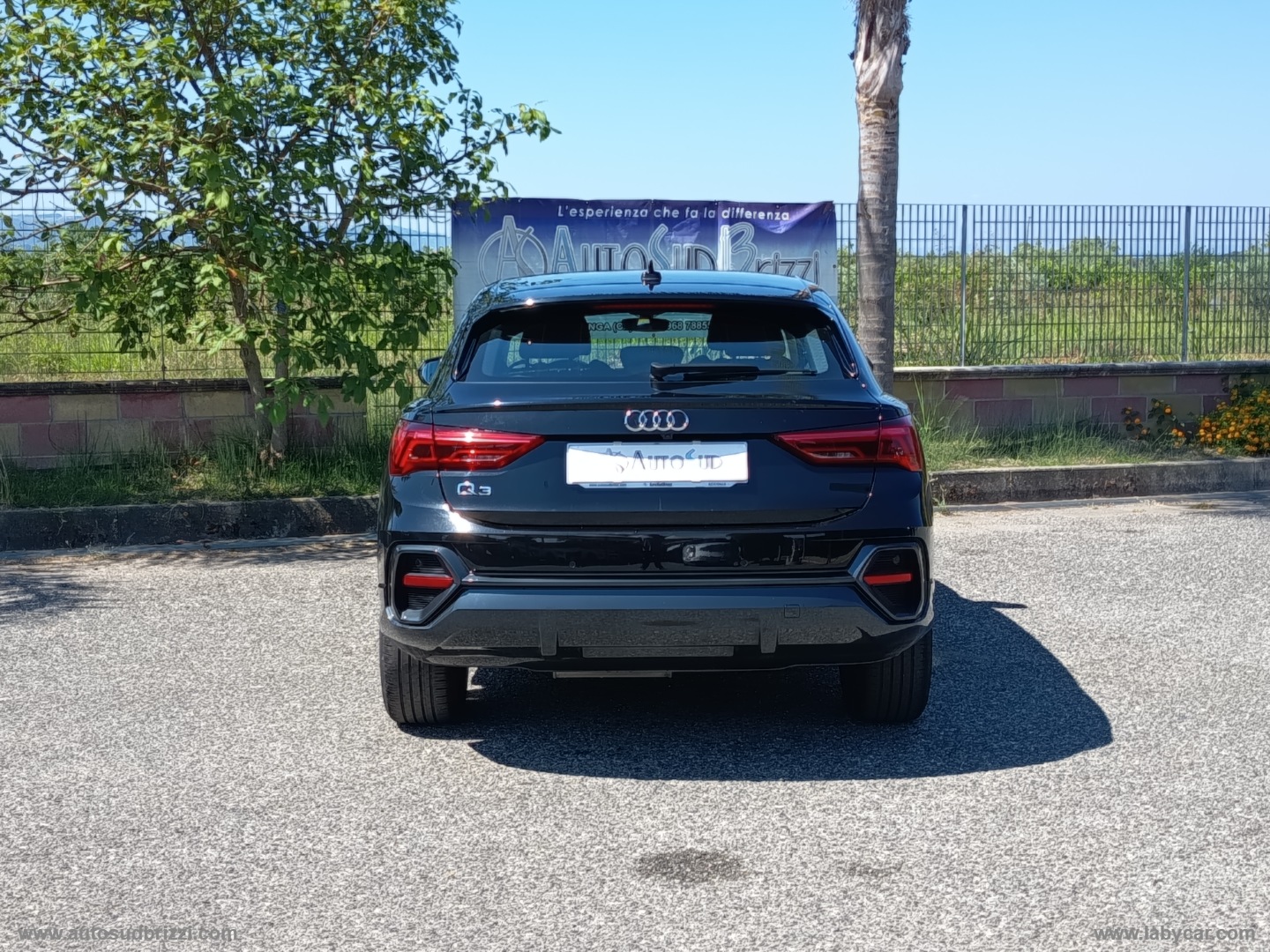 Q3 SPB 35 TDI S tronic Business Plus - immagine 20