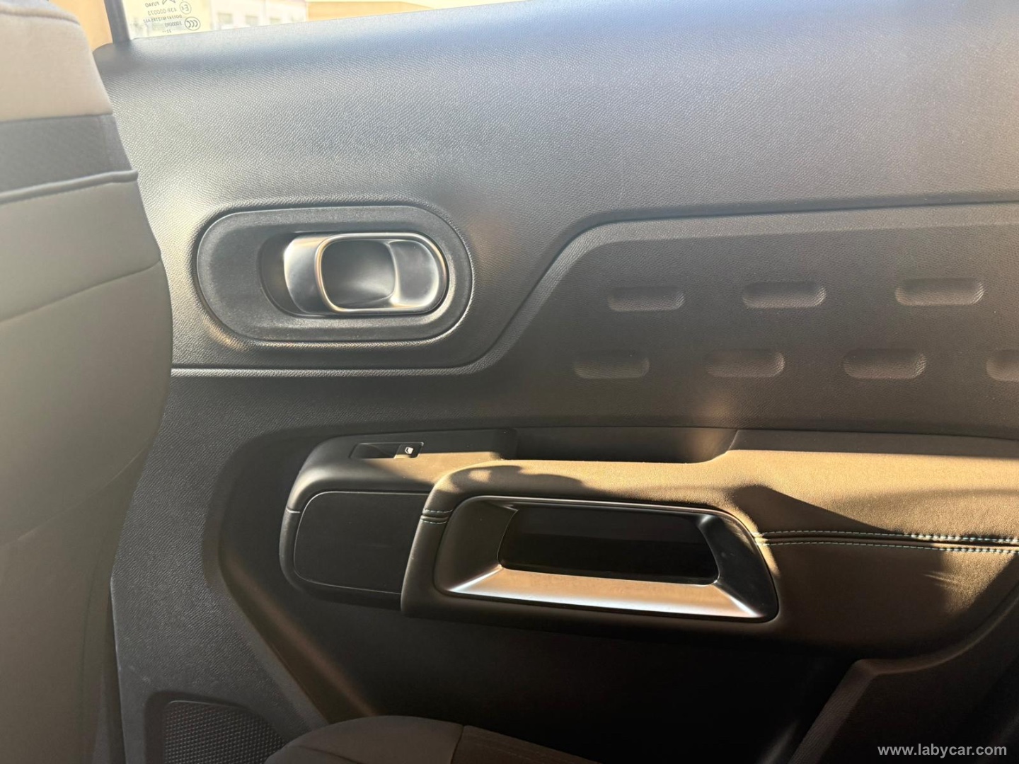 C5 Aircross BlueHDi 130 S&S EAT8 Shine - immagine 20