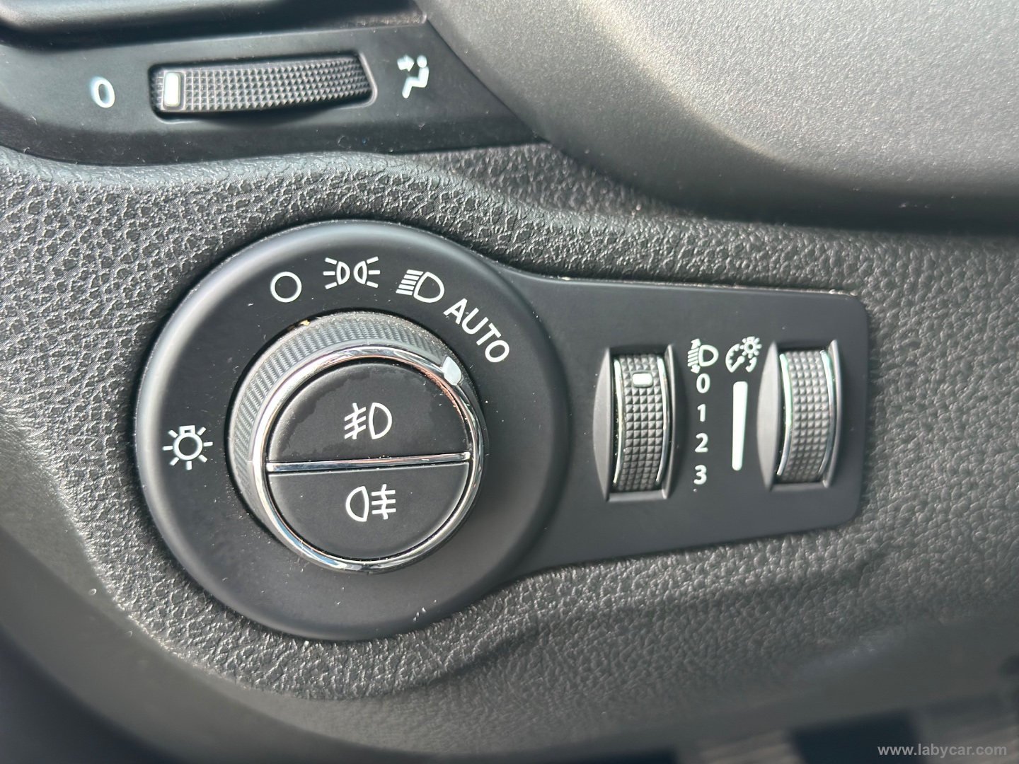 500X 1.3 M.Jet 95 CV Sport - immagine 20