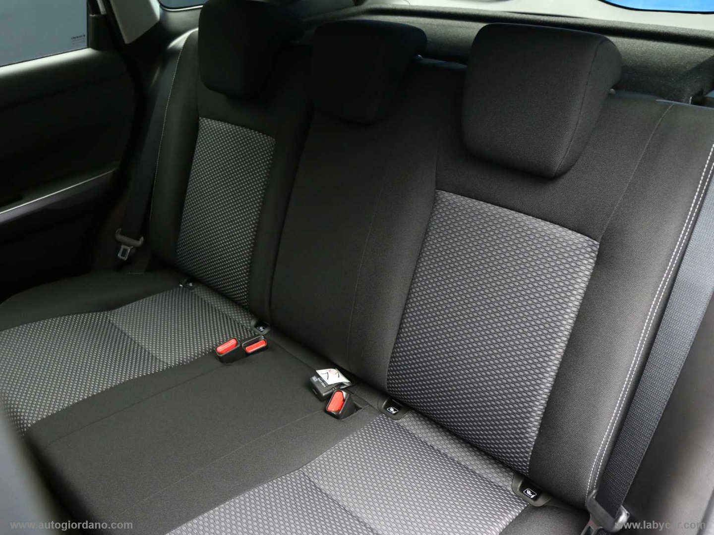 Vitara 1.4 Hybrid 4WD AllGrip Cool+ - immagine 20