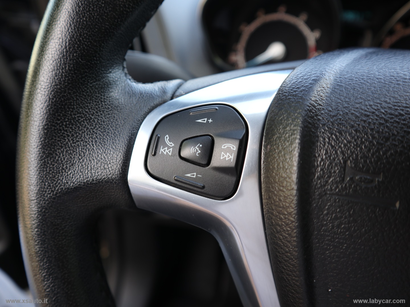 B-Max 1.0 EcoBoost 100 CV Titanium - immagine 20