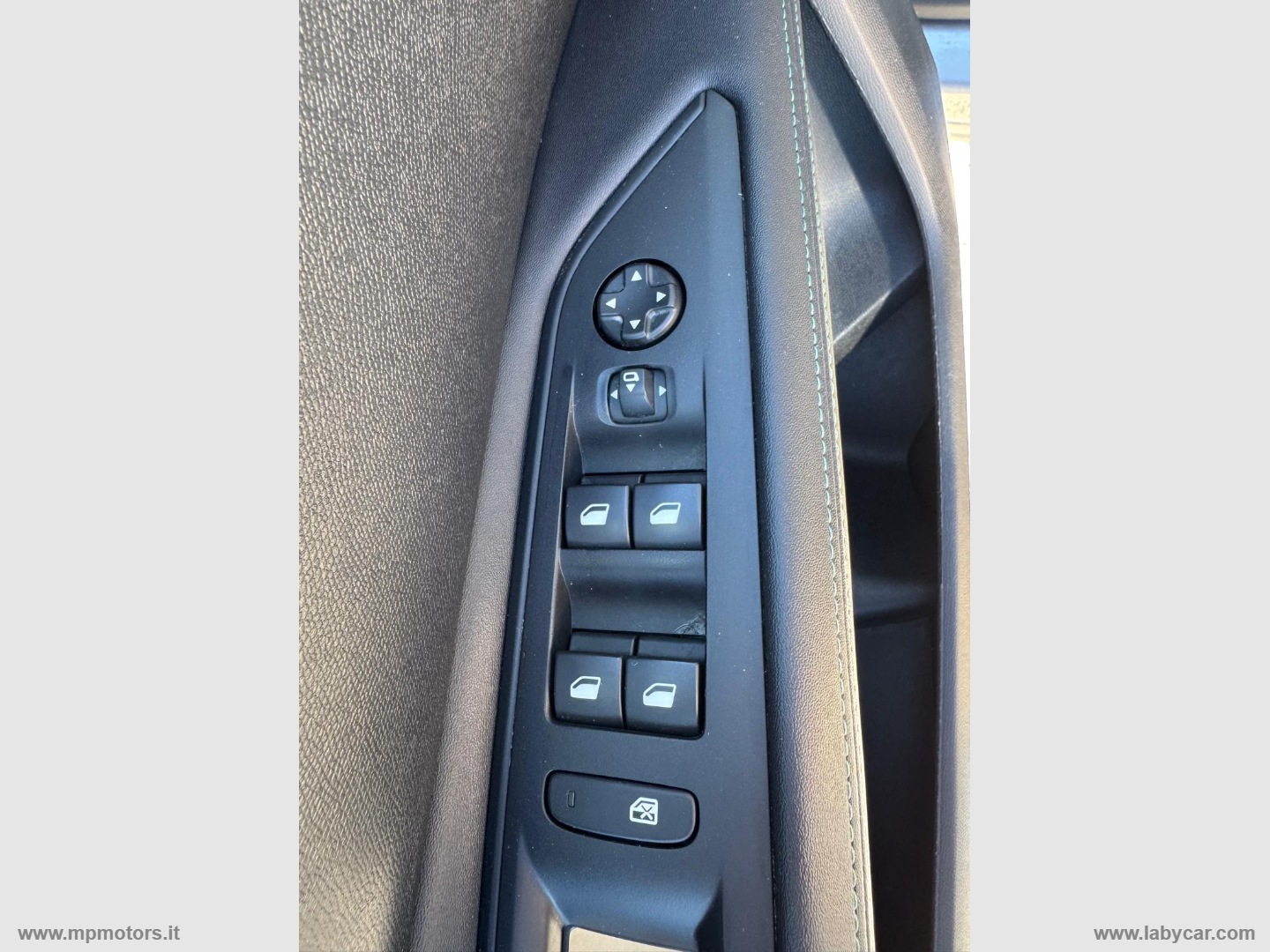 3008 ALLURE 1.5 BlueHDi 130CV AUTOMATICA - immagine 20