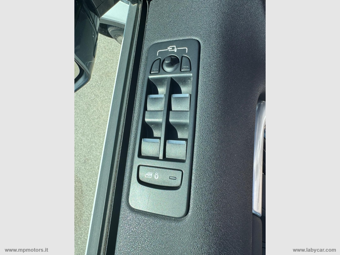 DISCOVERY SPORT 2.0 150CV AUTOMATICA 4WDI - immagine 20