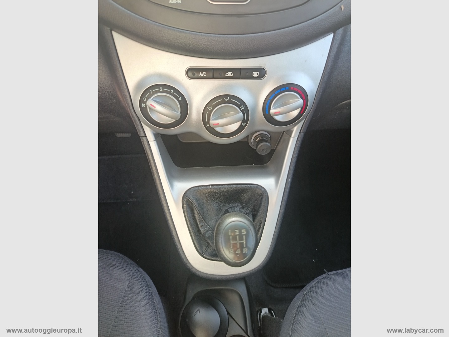 i10 1.2 16V BlueDrive GPL Active - immagine 20