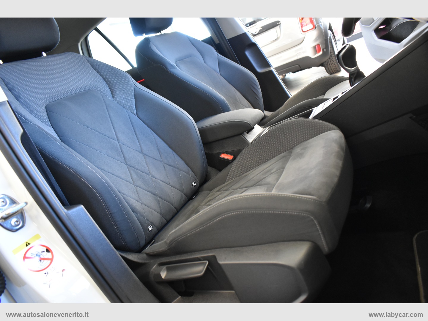 Golf 2.0 TDI SCR Style - immagine 20