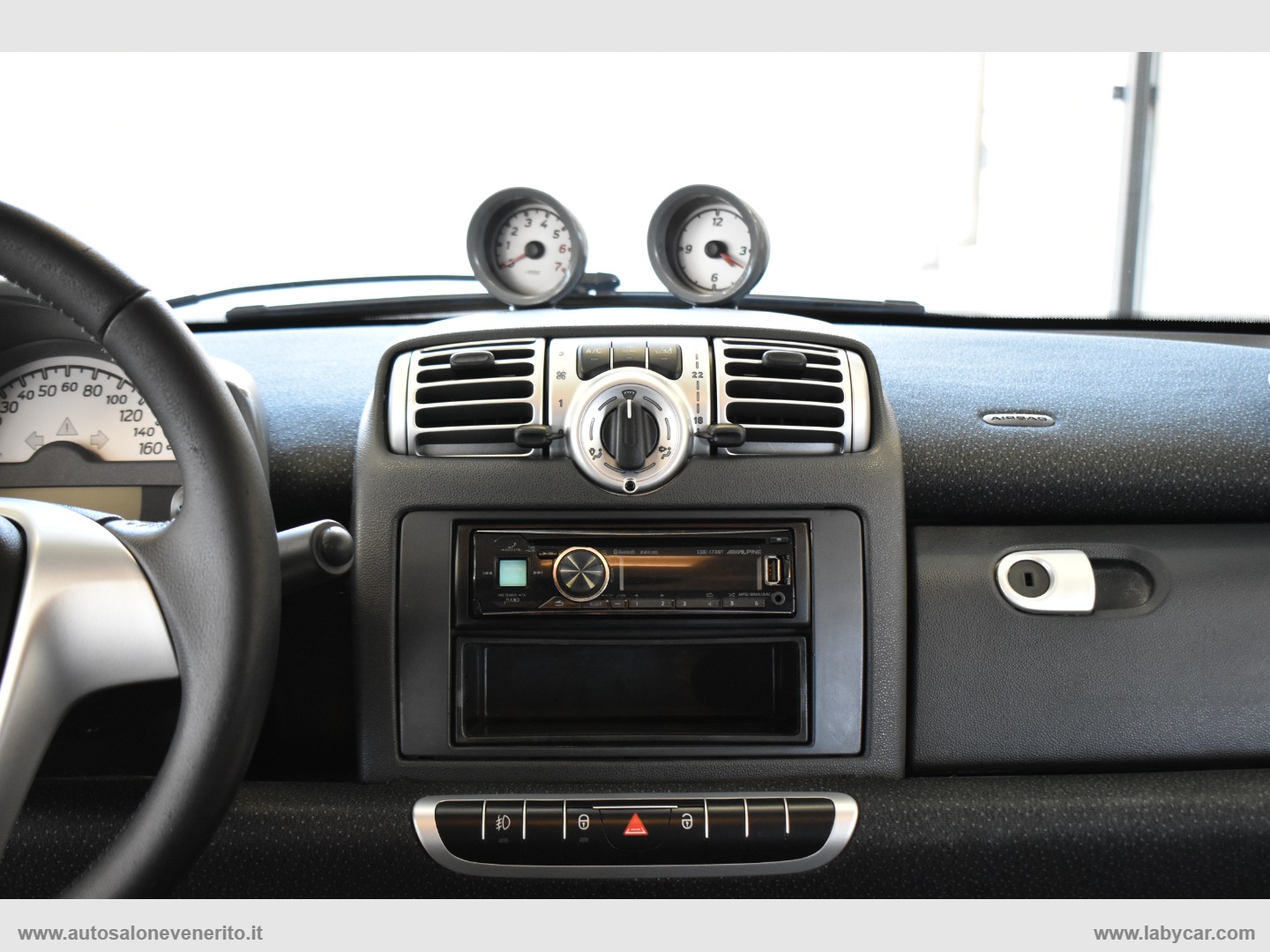 fortwo 1000 52 kW MHD coupé passion - immagine 20