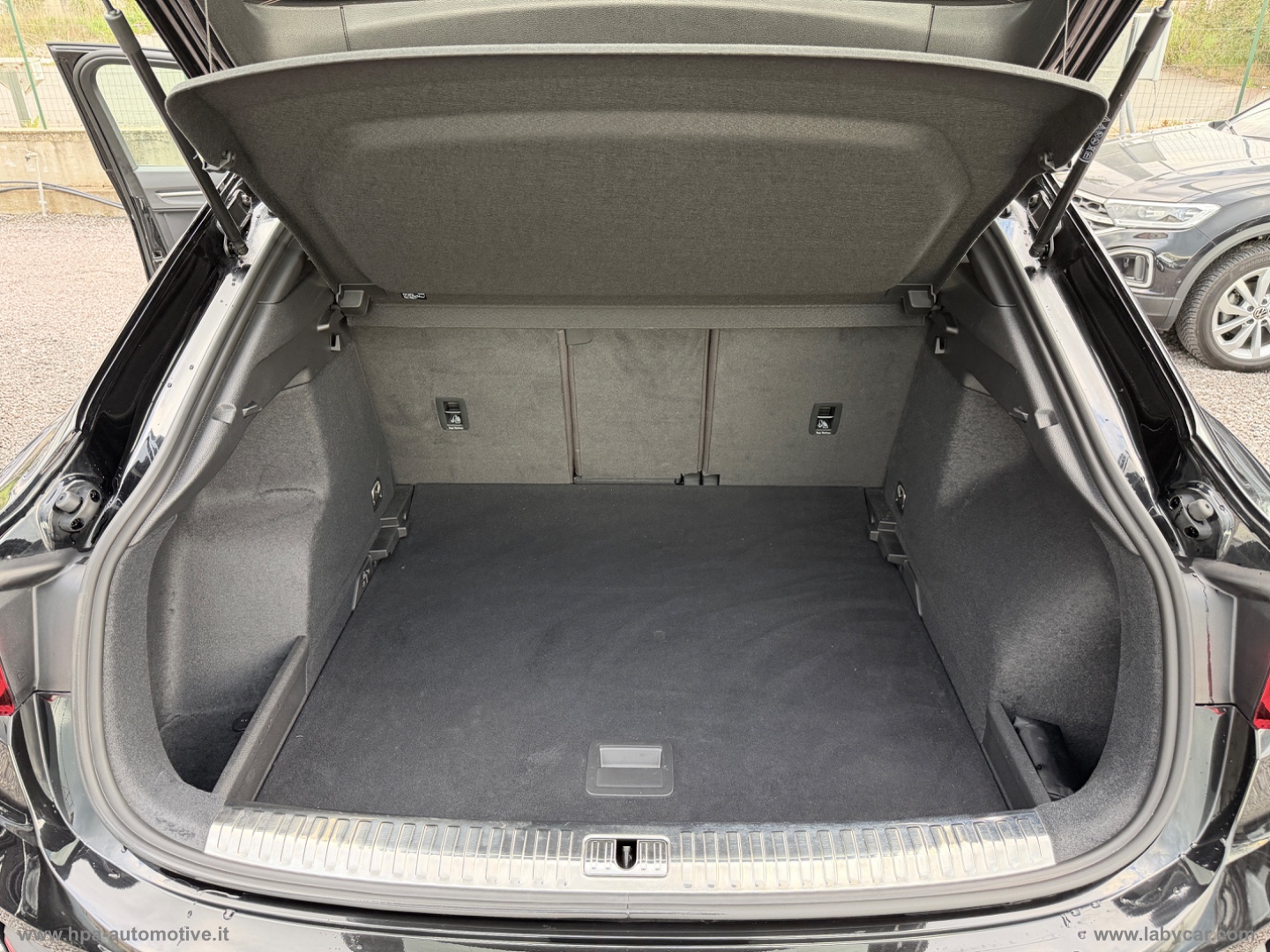 Q3 SPORTBACK 2.0TDI S-line NAVI FULL LED RETROCAMERA 360 - immagine 20