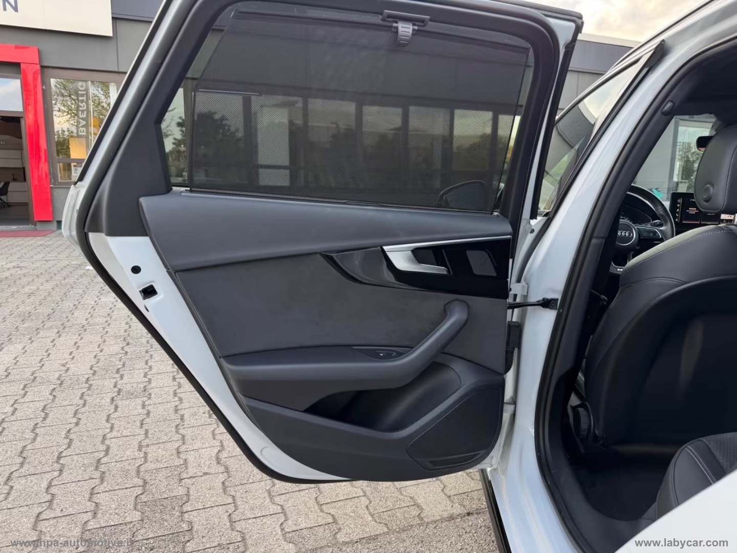 A4 Avant 2.0TDI S-tronic S-line Competition Led Navi Pelle Cerchi 19 - immagine 20