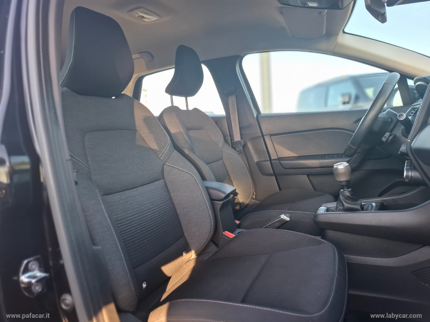 Captur Blue dCi 8V 95 CV Zen - immagine 20