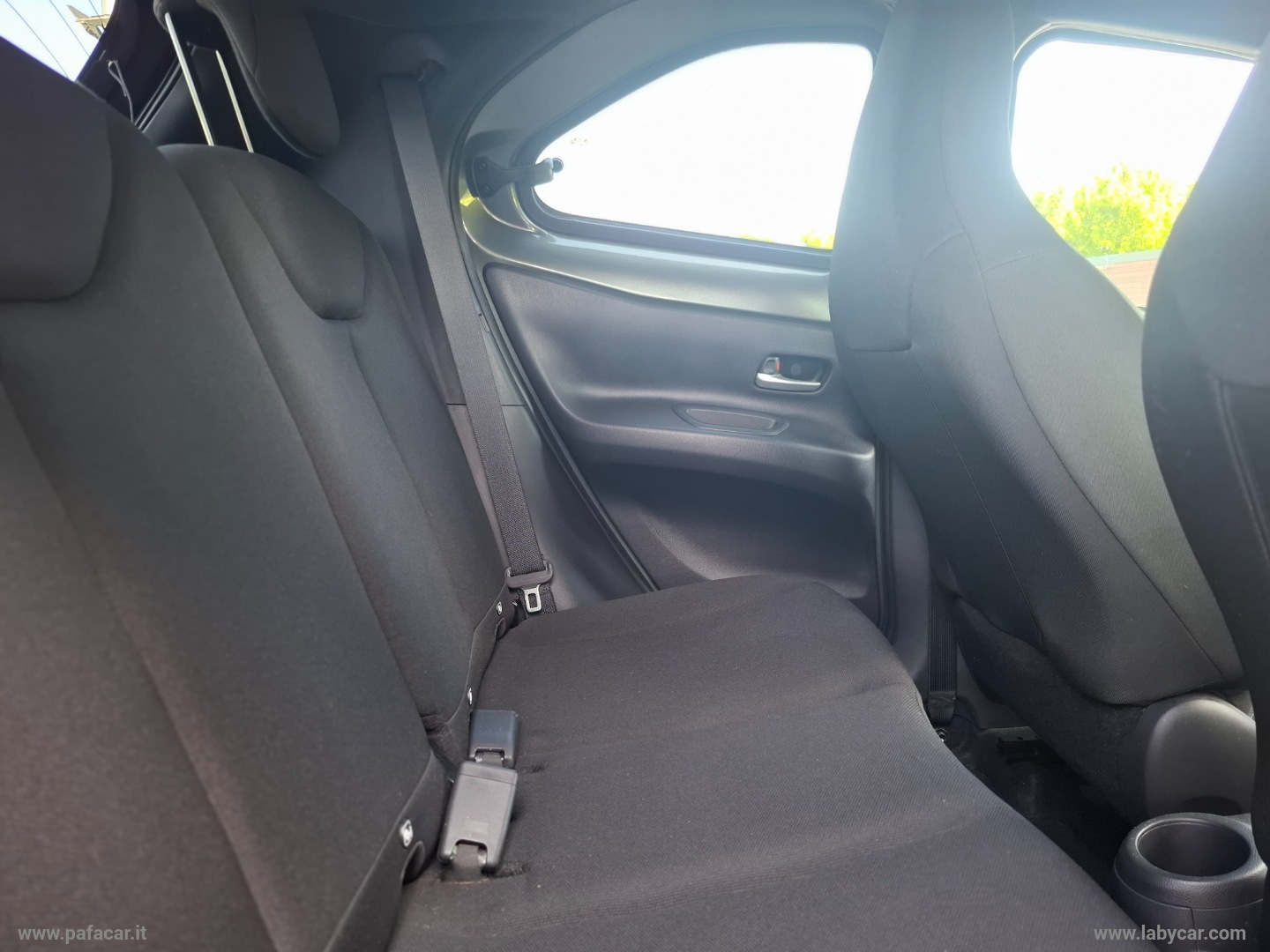 Aygo X 1.0 VVT-i 72 CV 5p.LoungeAirS-CVT - immagine 20