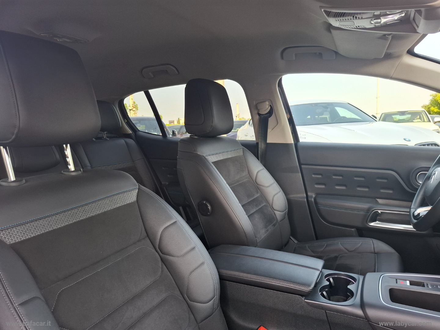 C5 Aircross BlueHDi 130 S&S EAT8 Shine - immagine 20