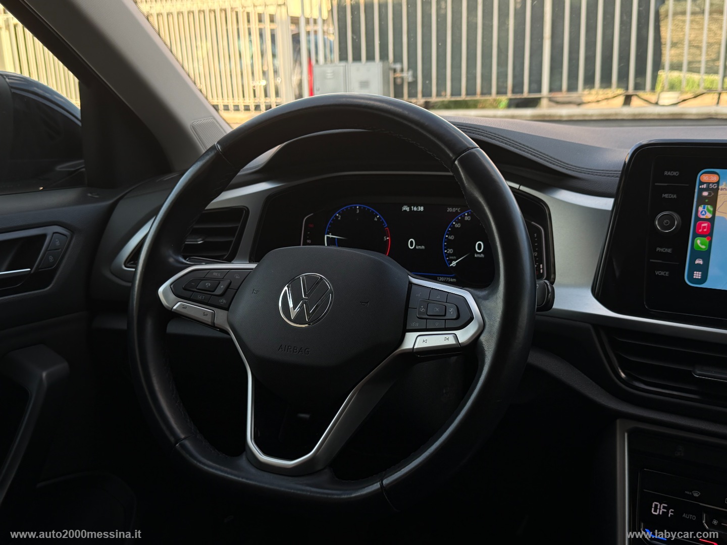 T-Roc 2.0 TDI Style BlueMotion Tech. - immagine 20