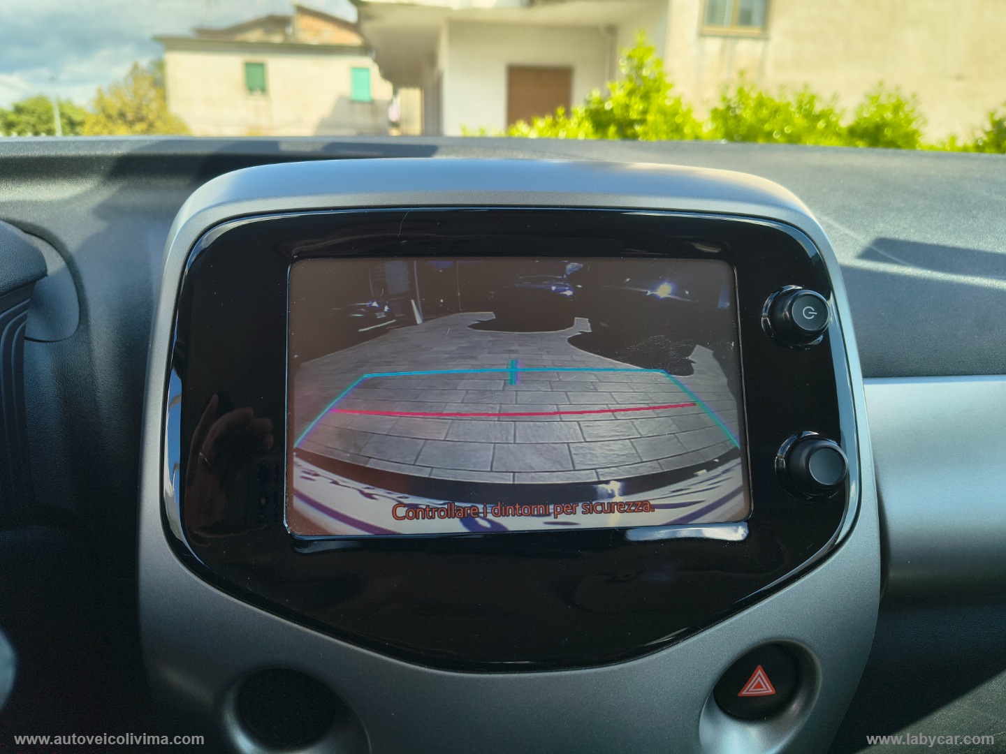 Aygo 1.0 VVT-i 69 CV 5p. x-play TSS MMT - immagine 20