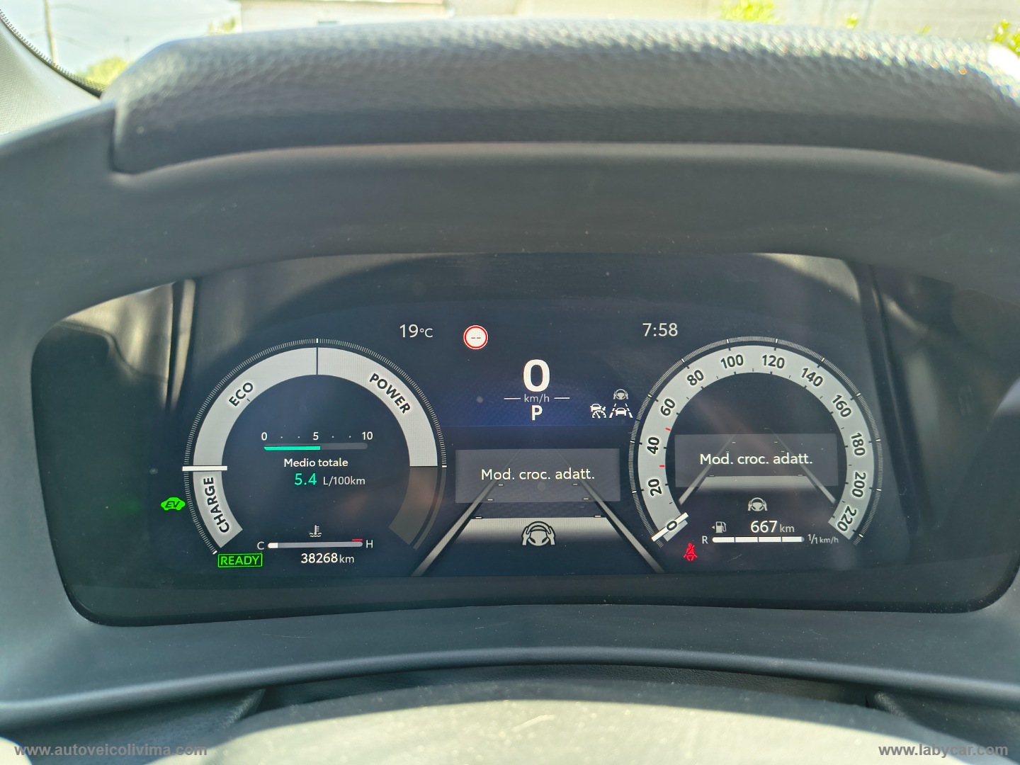 C-HR 1.8 HV Active - immagine 20
