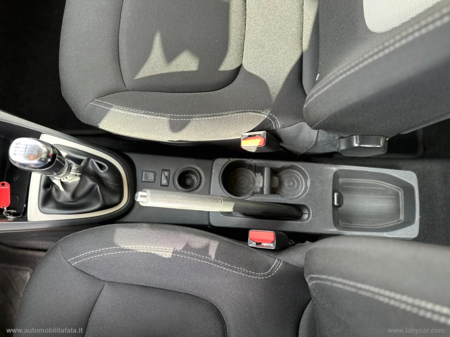 Captur dCi 8V 110 CV S&S Energy Zen DIESEL 39.000 KM - immagine 20
