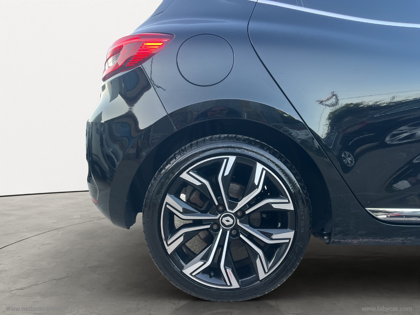 Clio Full Hybrid E-Tech 145 CV Techno - immagine 20