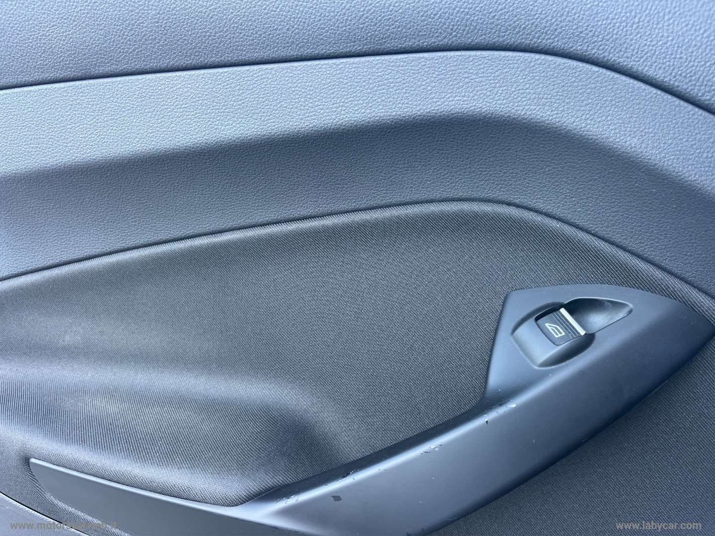 C-Max 1.5 TDCi 120 CV S&S Titanium - immagine 20