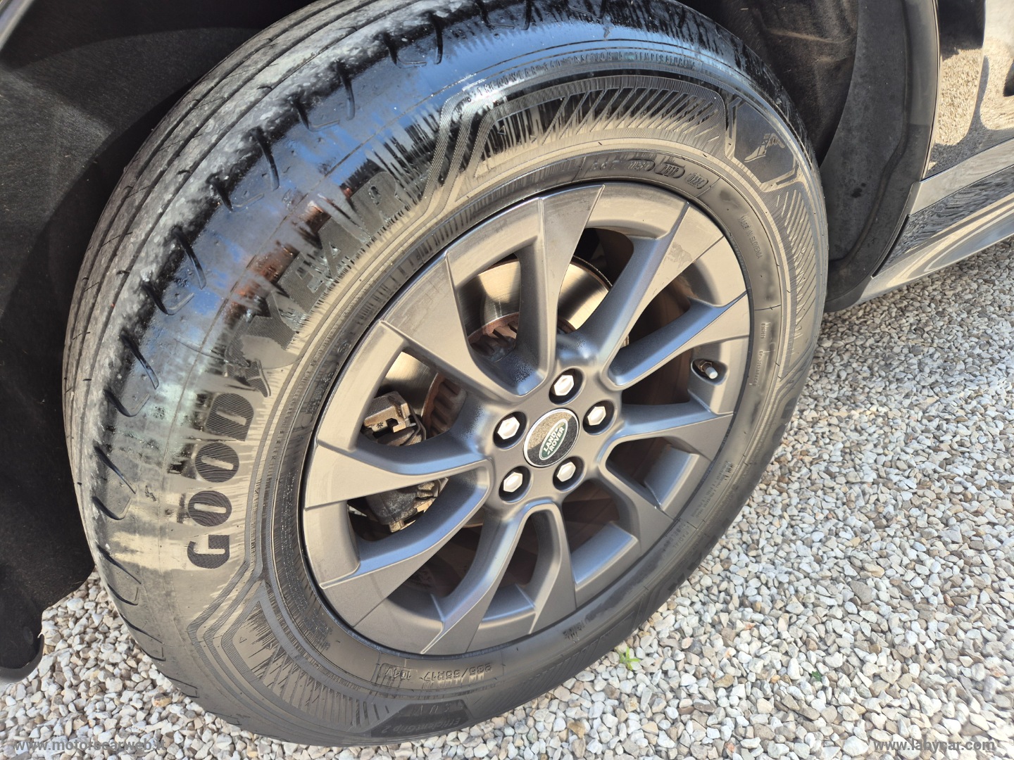 RR Evoque 2.0D I4 MHEV R-DYNAMIC AWD 150CV AUTO - immagine 20