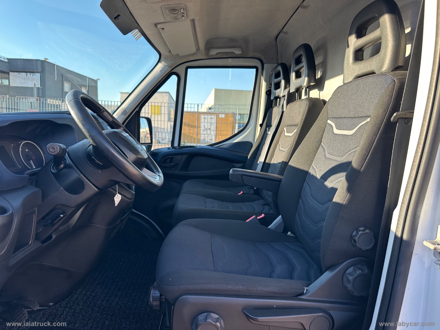 Daily 33S14S 2.3FURGONE MAXI VOLUME HI-MATIC - immagine 20