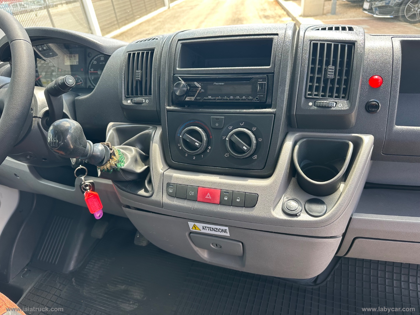 Ducato 2.3 MJT 120CV 9 POSTI E RAMPA DISABILI ELETTRICA - immagine 20
