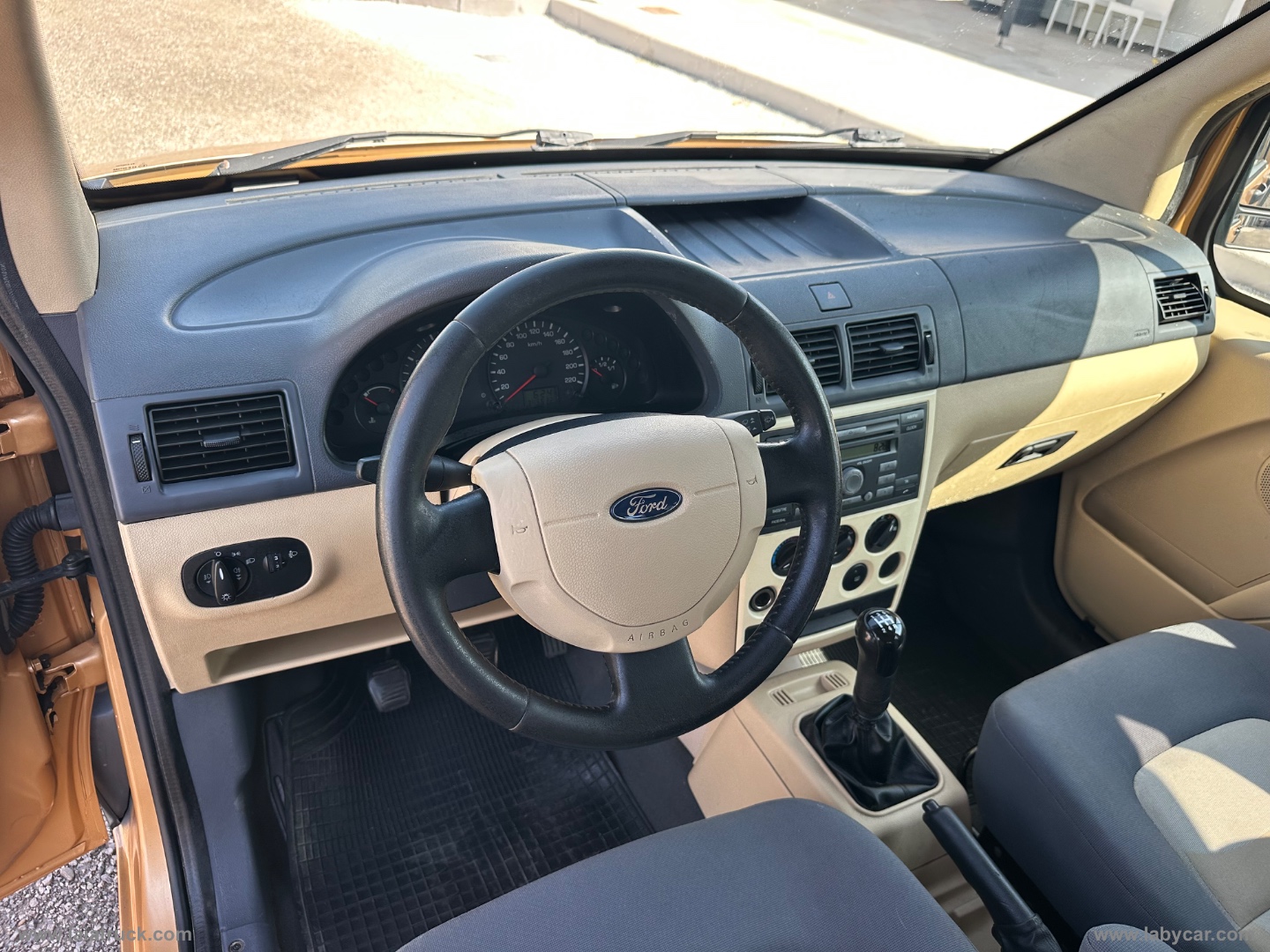 Tourneo CONNECT 200S 1.8 TDCi/110CV 5 POSTI - immagine 20