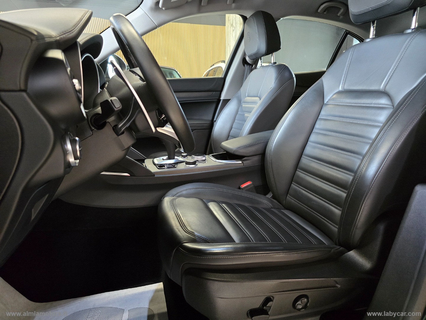 Stelvio 2.2 T.diesel 210 CV AT8 Q4 Ti - immagine 20