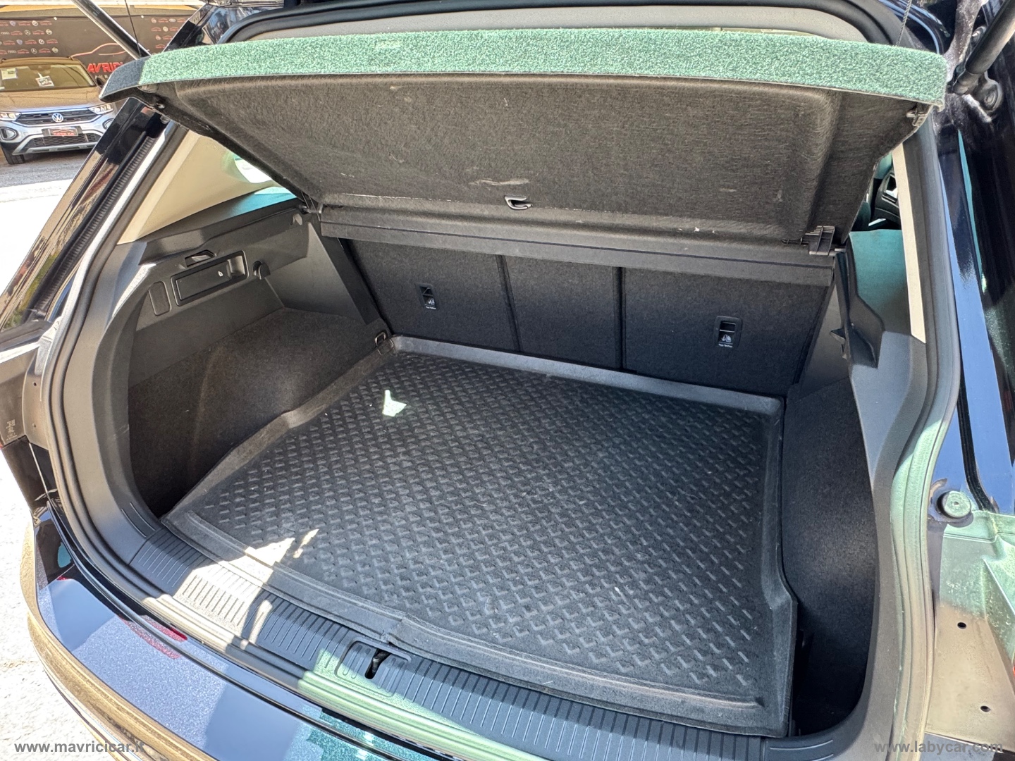 Tiguan 1.6 TDI Style BMT - immagine 20