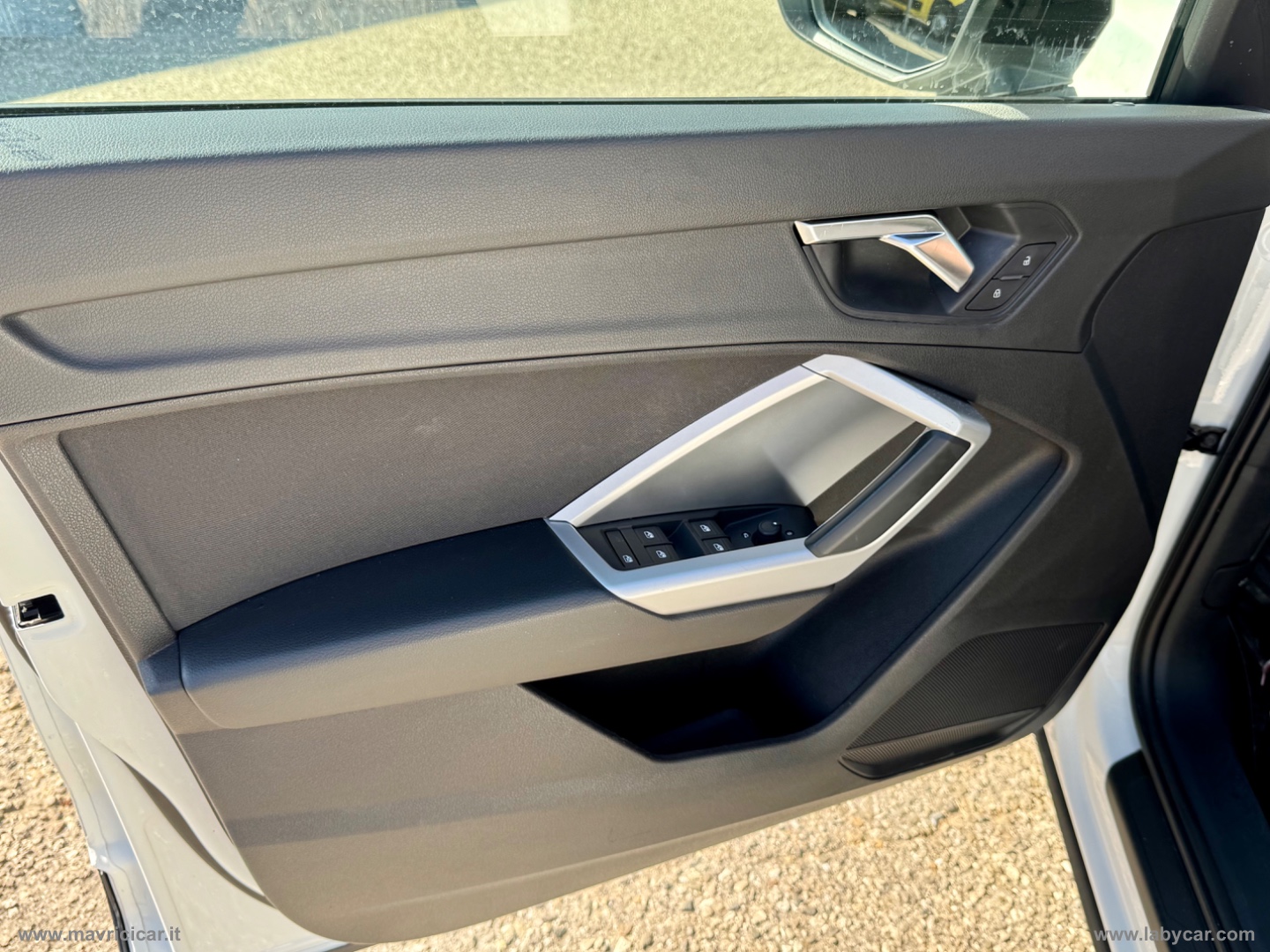 Q3 35 TDI S tronic - immagine 20