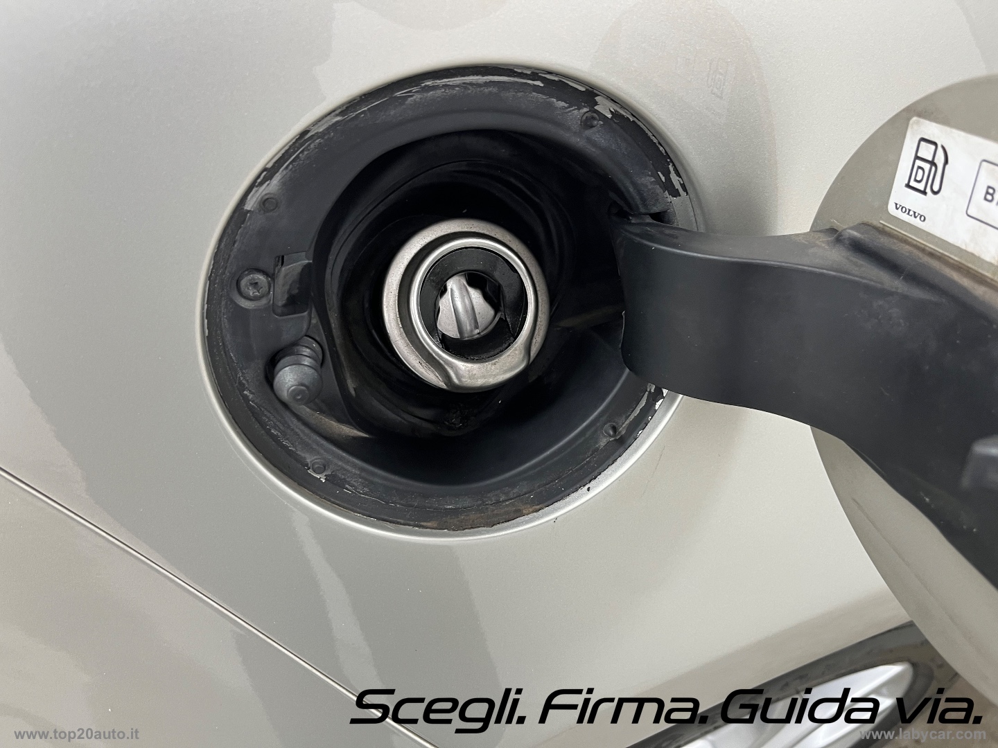 V40 Cross Country D2 Geartronic Business - immagine 20