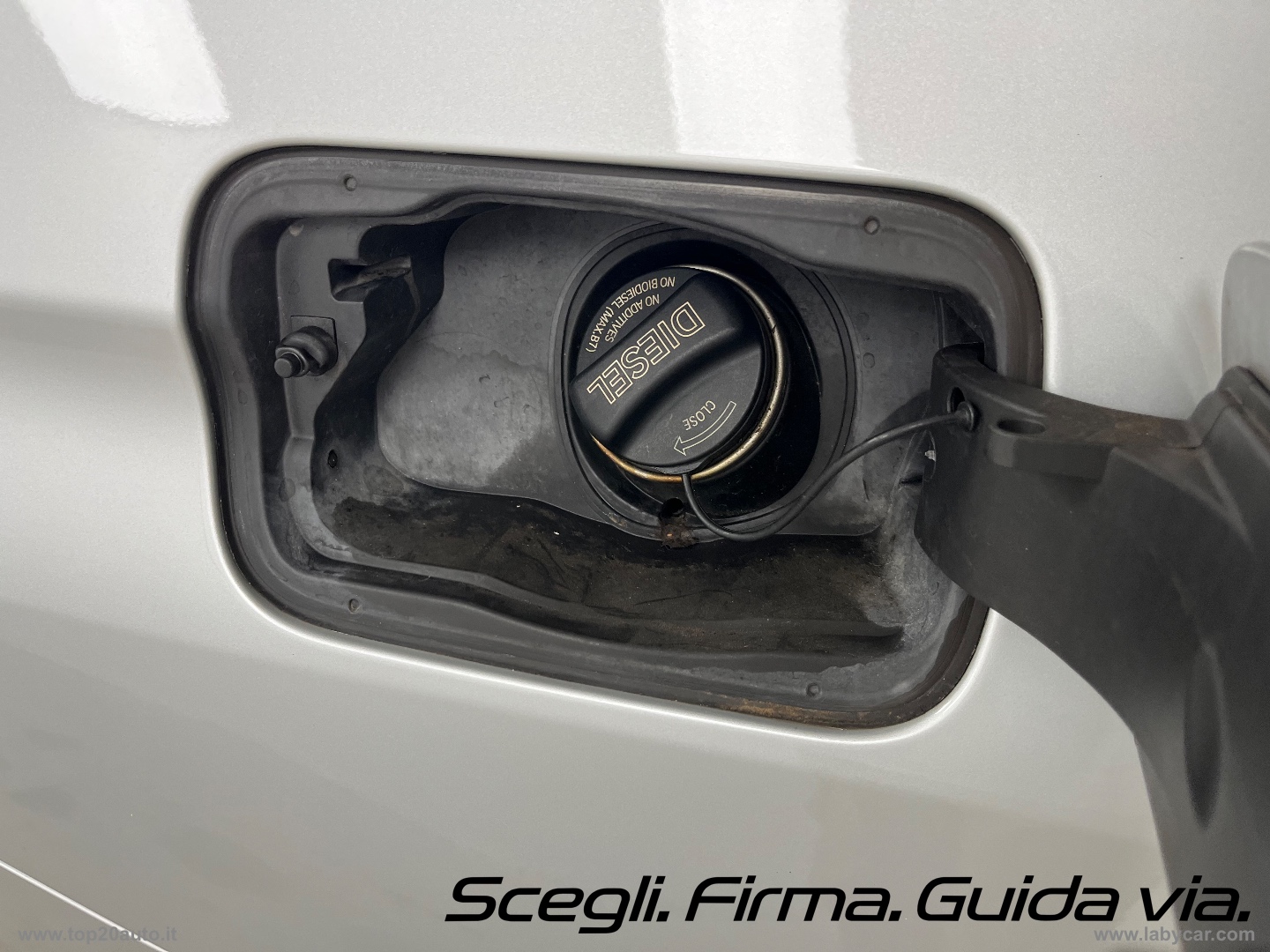 X3 XDrive20d XLine|PELLE TOTALE|8 GOMME - immagine 20
